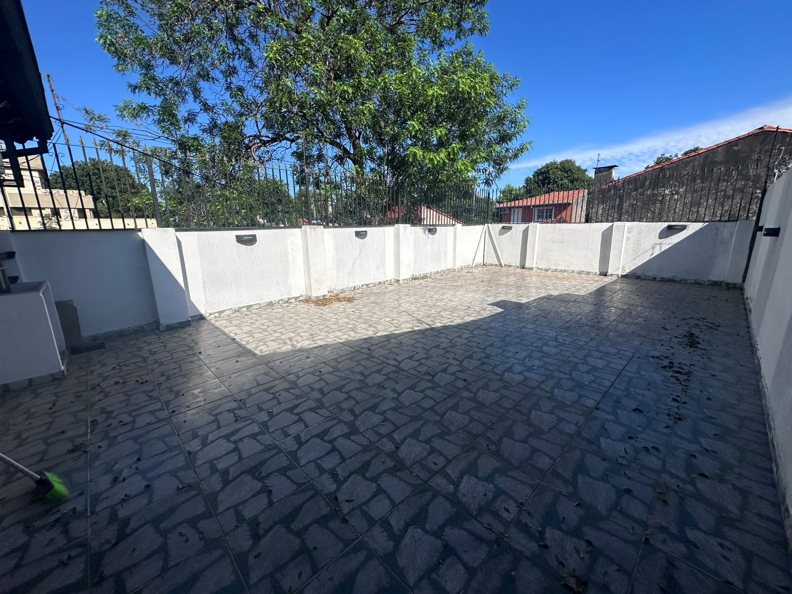 ALQUILO CASA TOTALMENTE AMOBLADA – LAMBARÉ, VALLE APUÁ II — foto 3