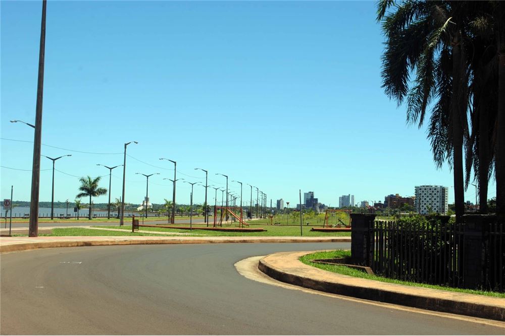 Residencia-Venta-Gral. Escobar, Encarnación, Itapúa — foto 2