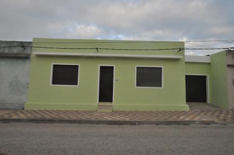 Casa De 3 Dormitorios En Barrio Olímpico