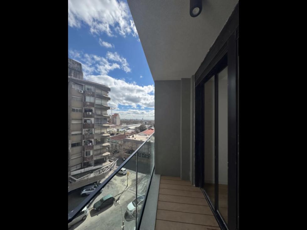 CORDÓN, un dormitorio, balcón, a estrenar