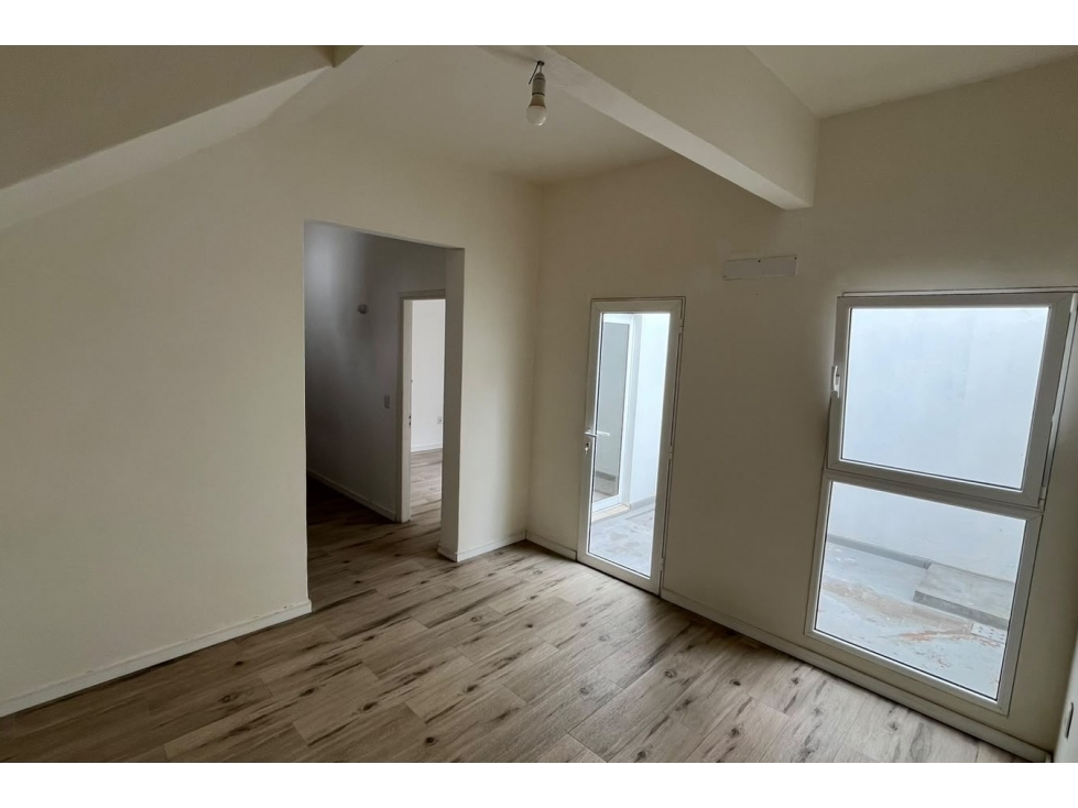 ALQUILER APARTAMENTO 1 DORMITORIO CON PATIO - LA COMERCIAL · Foto 2