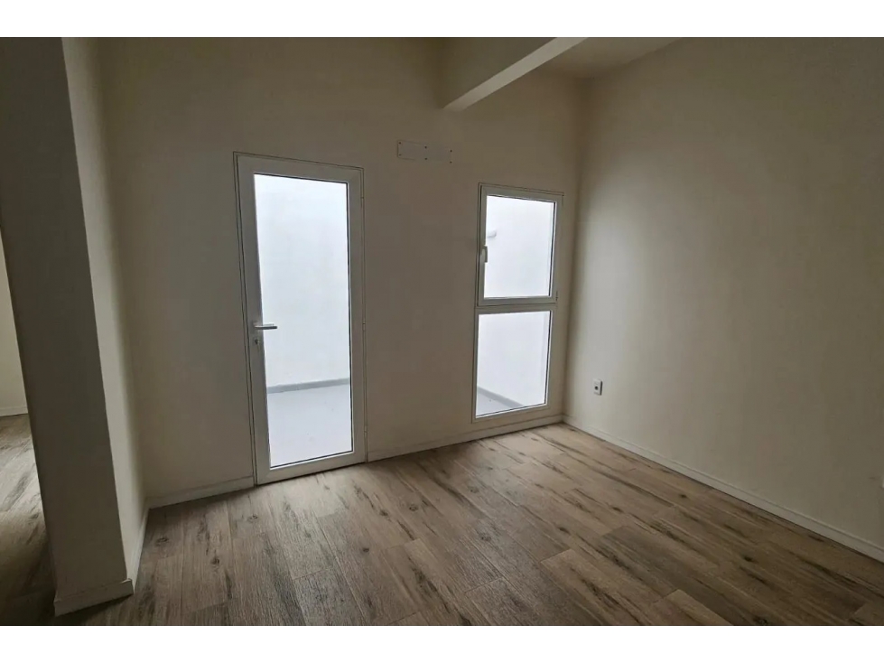 ALQUILER APARTAMENTO 1 DORMITORIO CON PATIO - LA COMERCIAL · Foto 3