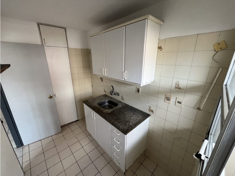 ALQUILER APARTAMENTO MONOAMBIENTE CON BALCÓN CERRADO - CORDÓN · Foto 5