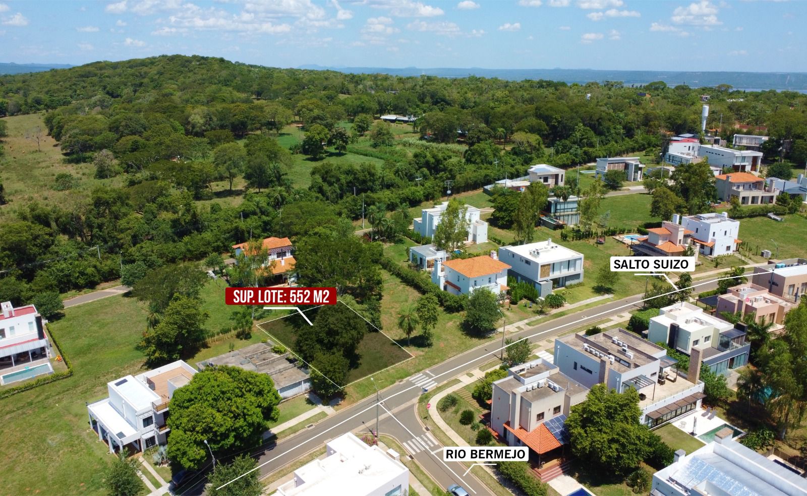 VENDO TERRENO EN EL EXCLUSIVO BARRIO AQUA VILLAGE — foto 2