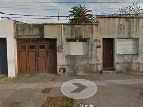 Durazno: Oportunidad, Cómoda Casa A Bajo Precio!!!!