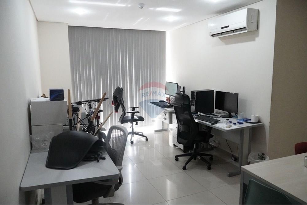 EN VENTA DEPARTAMENTO SALTO GRANDE CON 2 COCHERAS — foto 2