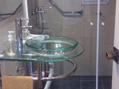 Alquilo De Forma Anual (12 Meses) Apartamento En Punta Del Este