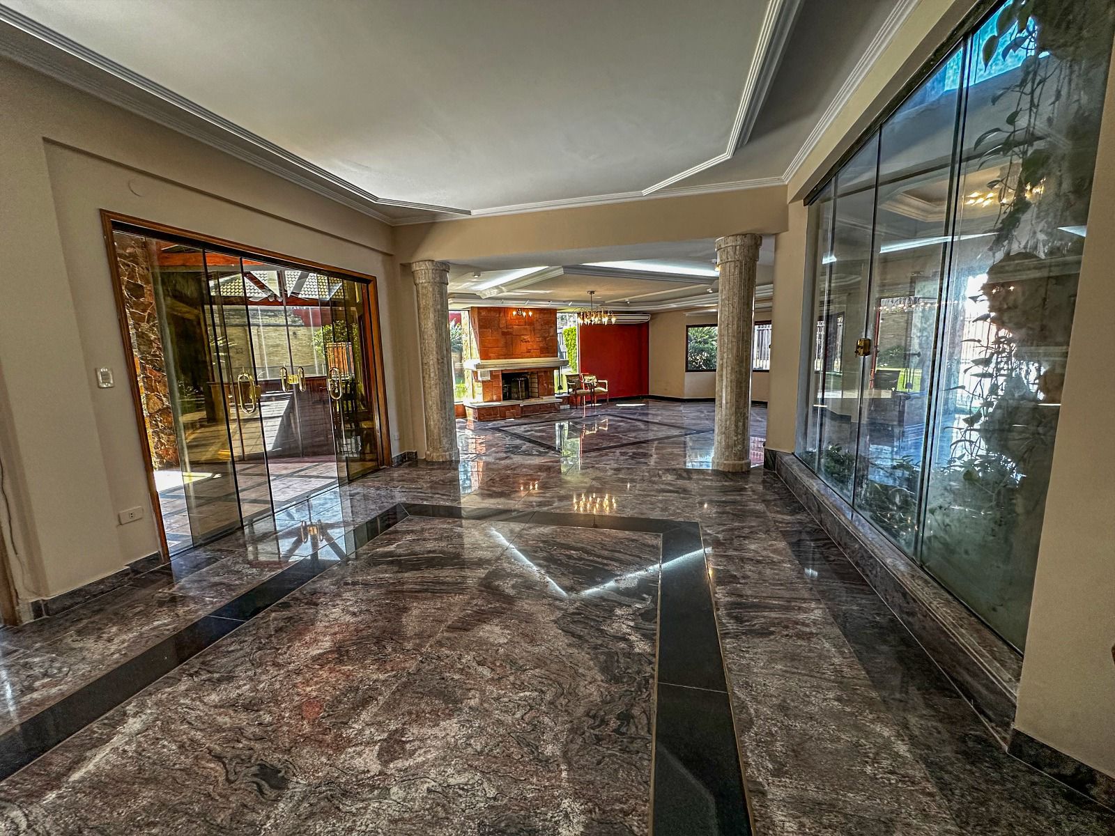 Residencia en venta.   Barrio Felicidad - Lambaré. — foto 3