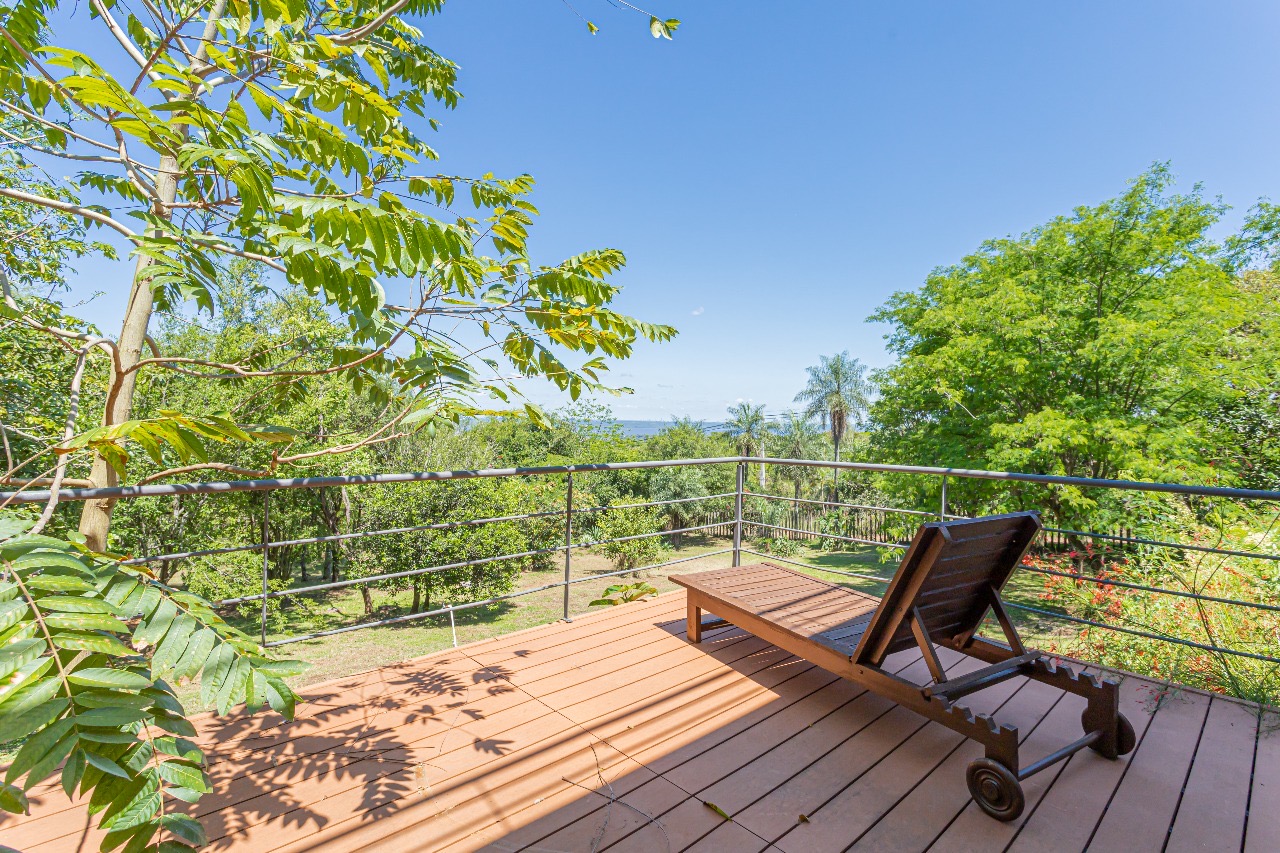 CASA CON VISTA AL LAGO YPACARAI — foto 3