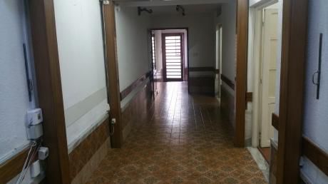 Alquiler Casa Parque Rodo Mario Cassinoni Y Bvar EspaÑa