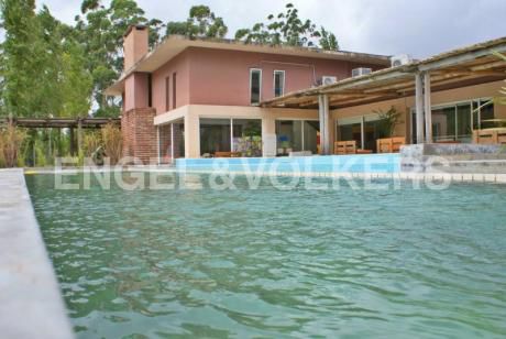 Apartamento A Estrenar En Barrio Privado