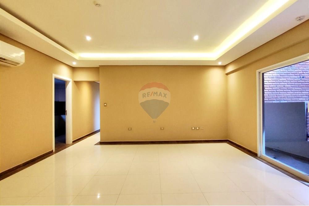 Departamento - Alquiler - Fernando De La Mora, Paraguay — foto 2