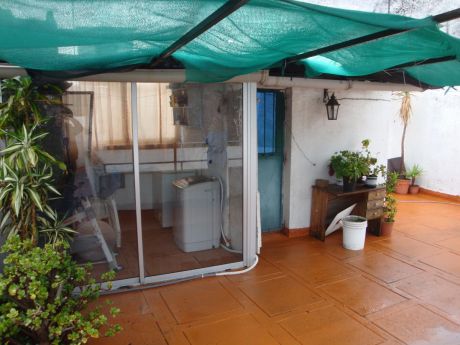 Oferta Reciclaje Apartamento Tipo Casa Con Parrillero Y Garaje!