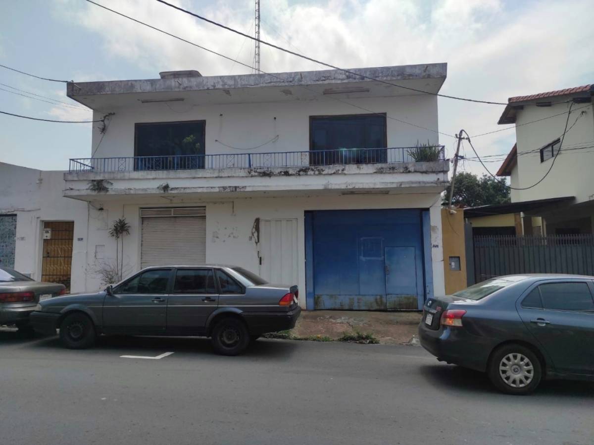 Casa en alquiler en Mburicaó