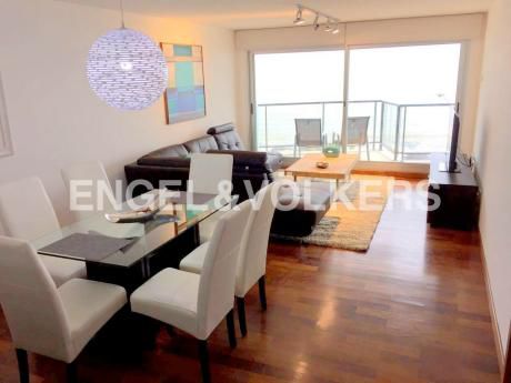 Apartamento Amueblado 2 Dormitorios En Rambla De Malvin