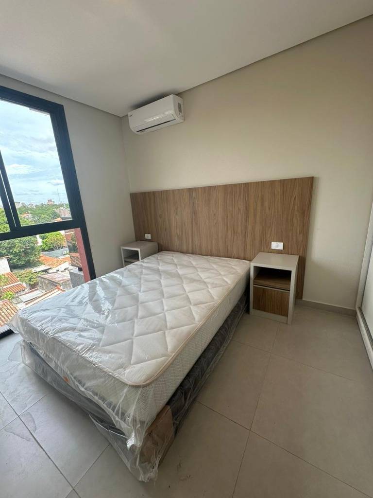 ALQUILO DEPARTAMENTO TOTALMENTE AMOBLADO EN LAS MERCEDES — foto 2