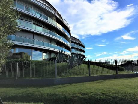 Av De Las Americas, Con Muebles, 1 Dorm, Gge Barbacoa En El Edificio
