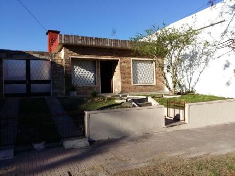 Casa Ideal Para Empresa Y Vivienda !!!