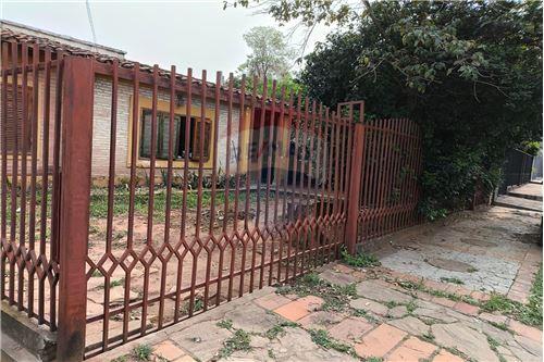VENDO PROPIEDAD EN LA GOLONDRINAS, LOMA PYTÁ — foto 2