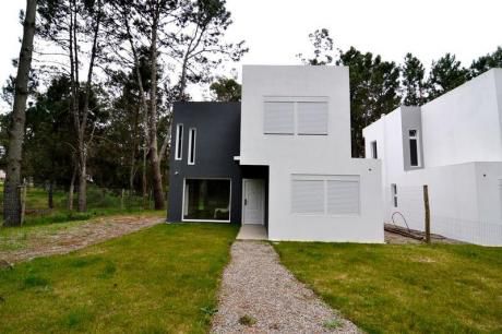 Casa En Venta 3 Dormitorios