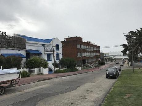 Casa En Venta 6 Dormitorios