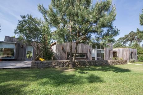 Casa En Venta Y Alquiler 4 Dormitorios