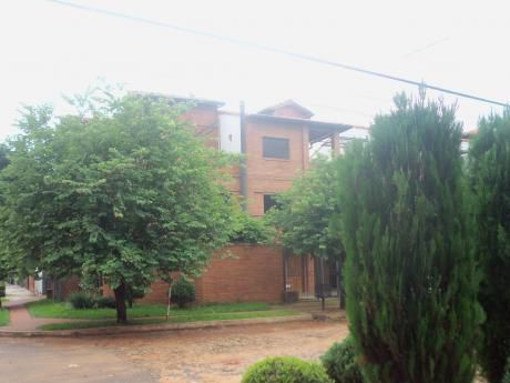 Elegante Casa De 3 Plantas Bº Herrera