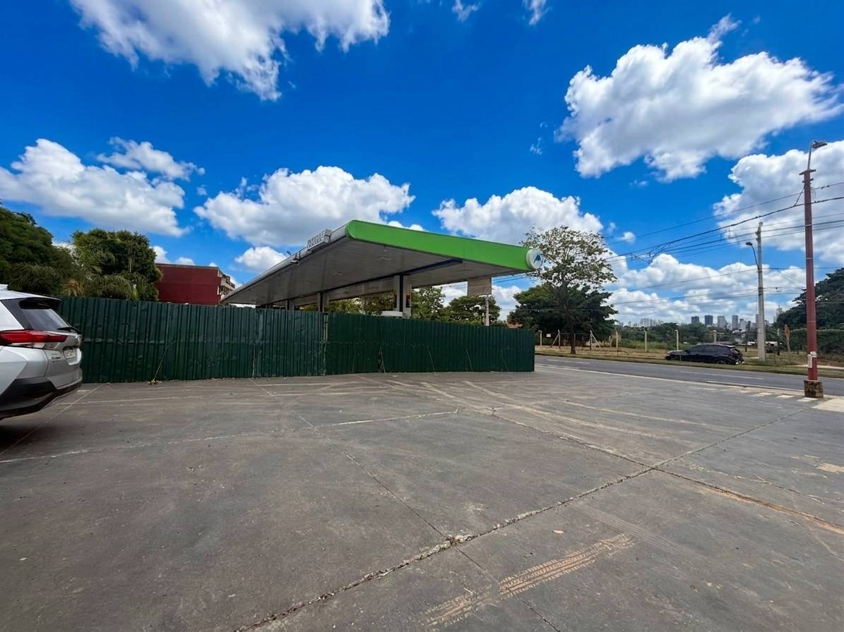 EN VENTA TERRENO SOBRE AVDA. MCAL. LOPEZ — foto 2