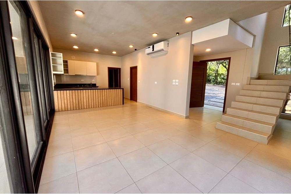 asa a Estrenar en Venta en Terra Sanber | San Bernardino | 3 Dormitorios — foto 2