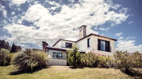 Casa En Lomas De La Tahona