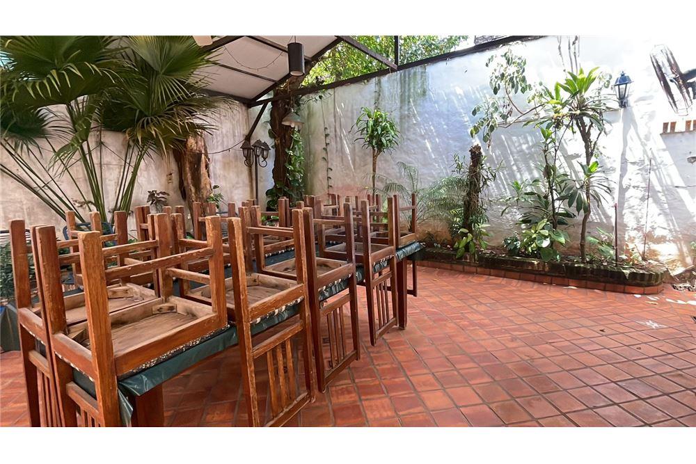 Casa con patio limite con Asuncion — foto 2