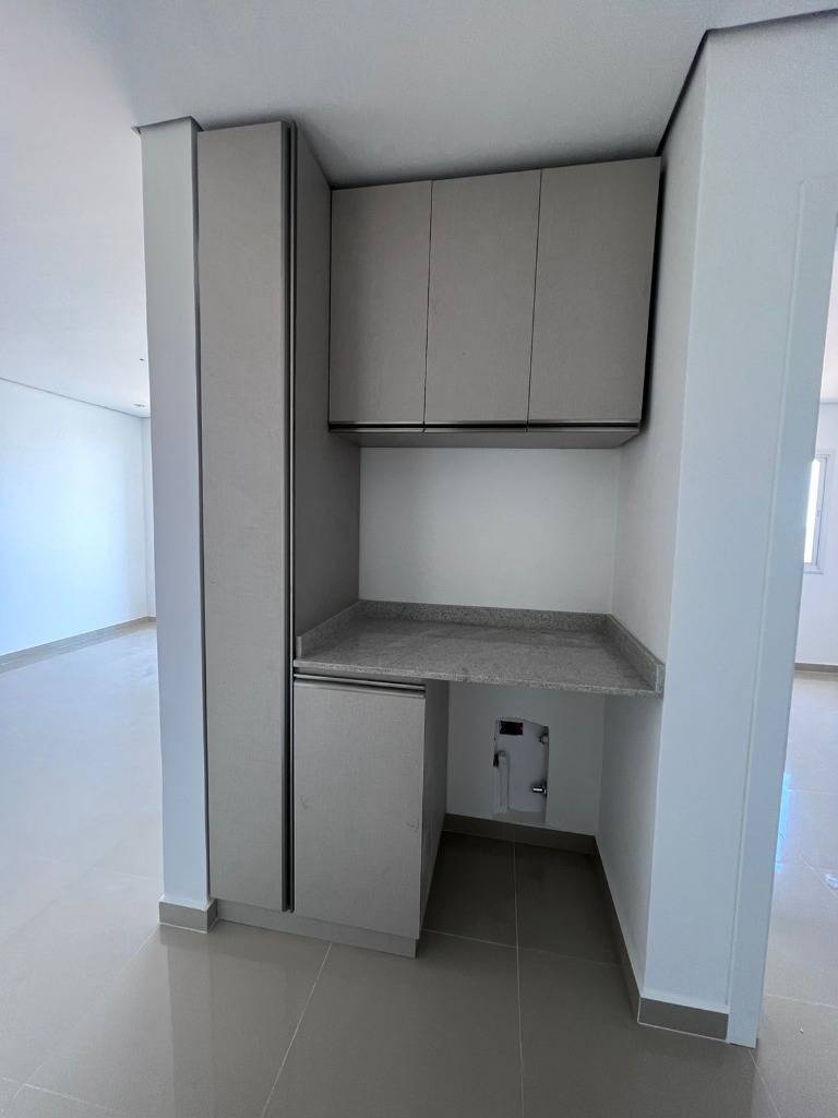 ALQUILO HERMOSO DEPARTAMENTO A ESTRENAR EN LAS MERCEDES — foto 3