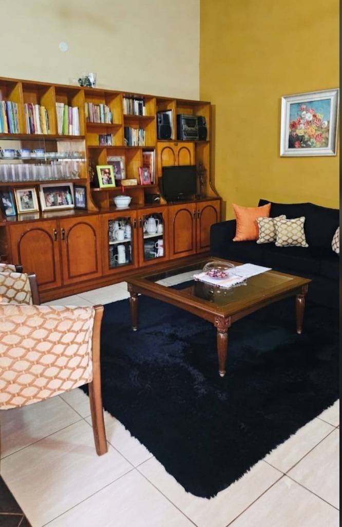 VENDO HERMOSA CASA FAMILIAR EN LUQUE — foto 3