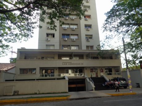 En Venta Departamento Amoblado En Av. Irala