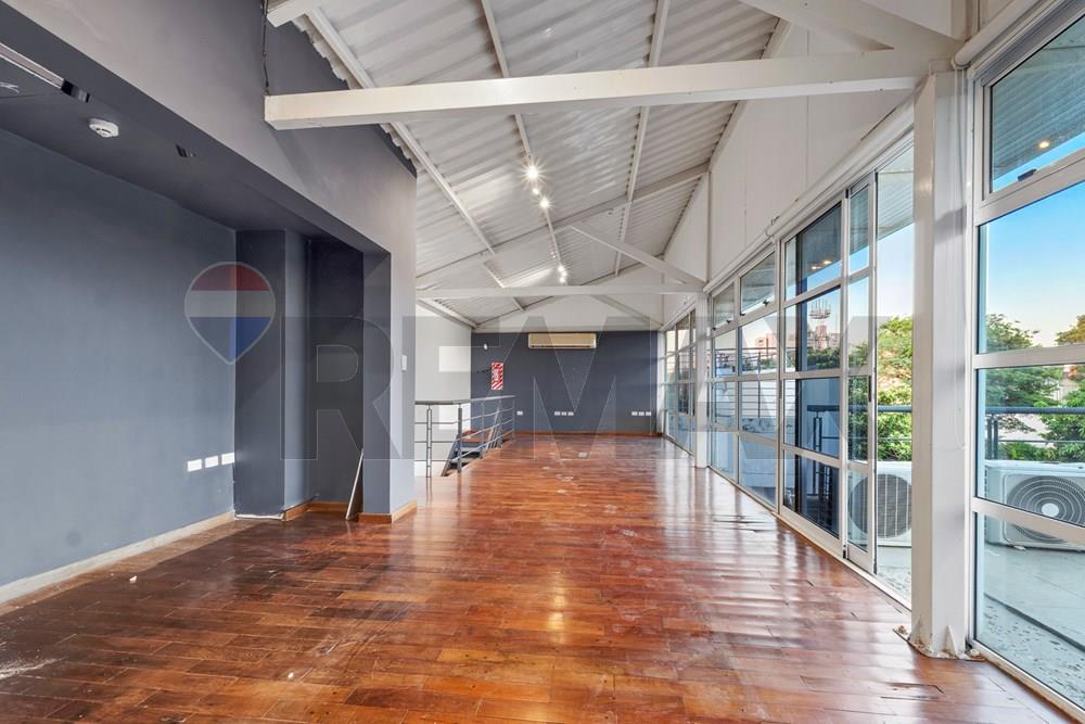 ALQUILER EDIFICIO CORPORATIVO EN YCUA SATI — foto 3