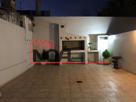 Venta Con Renta!!