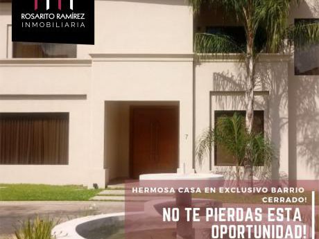Hermosa Casa En Exclusivo Barrio Cerrado