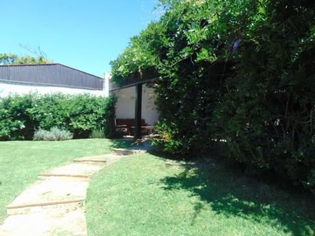 Chalet En Pinares Pda. 35