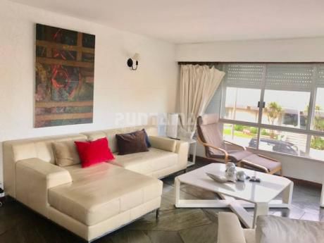 Apartamentos En Península