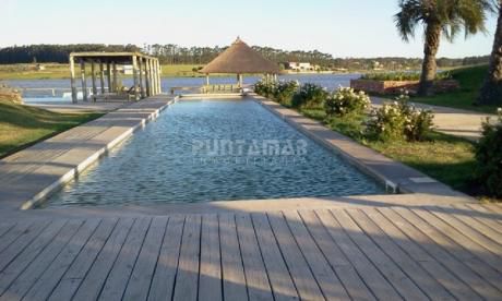 Terrenos De 4.000 M2 En Barrio Cerrado. Desde U$s 80.000