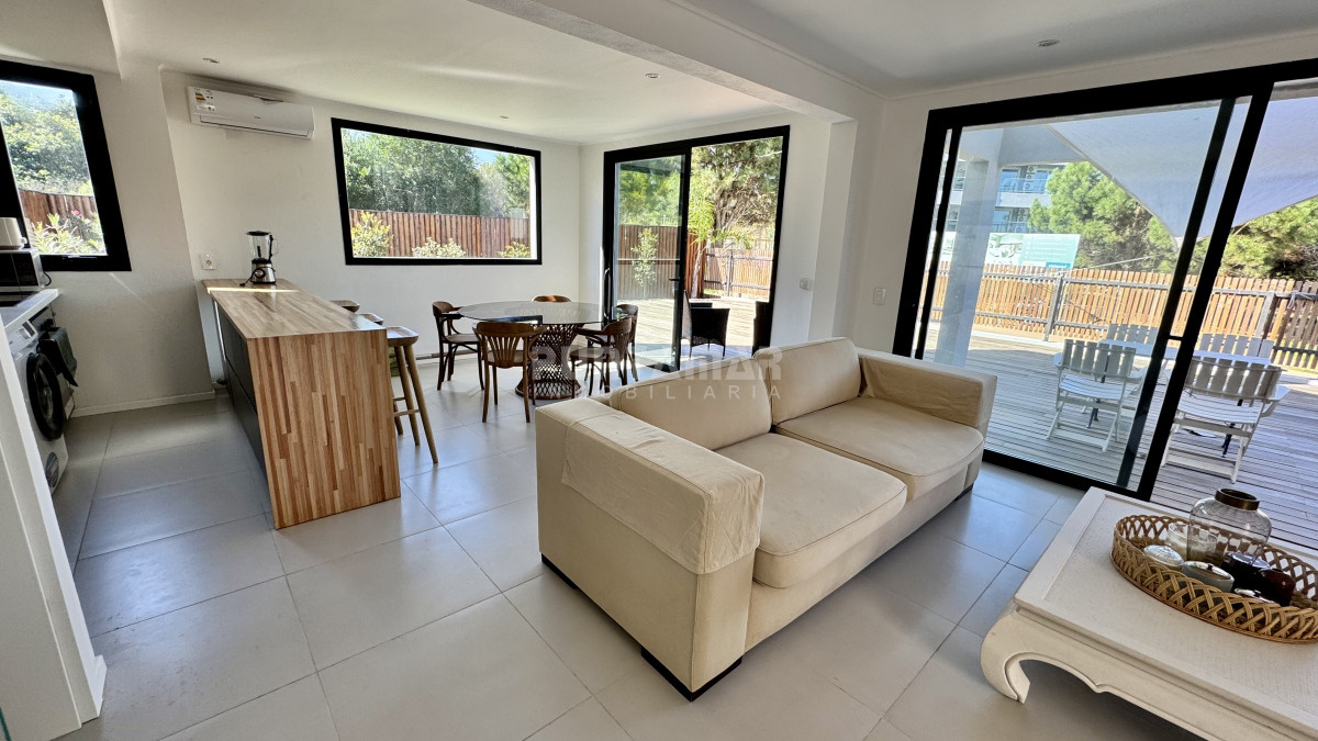 ALQUILER DE CASA DUPLEX EN BARRA VERDE
