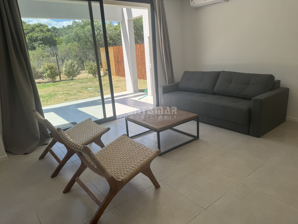 ALQUILER DE APARTAMENTO DE DOS DORMITORIOS EN LA BARRA