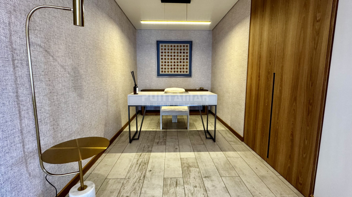 ALQUILER IMPONENTE APARTAMENTO 2 DORMITORIOS EN SURFSIDE · Foto 7
