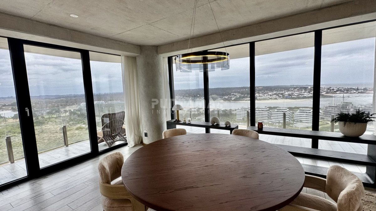 ALQUILER IMPONENTE APARTAMENTO 2 DORMITORIOS EN SURFSIDE · Foto 4