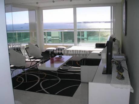 Apartamentos En Playa Mansa