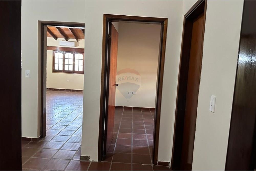 ALQUILO CASA ZONA CERVEPAR- UNA — foto 3