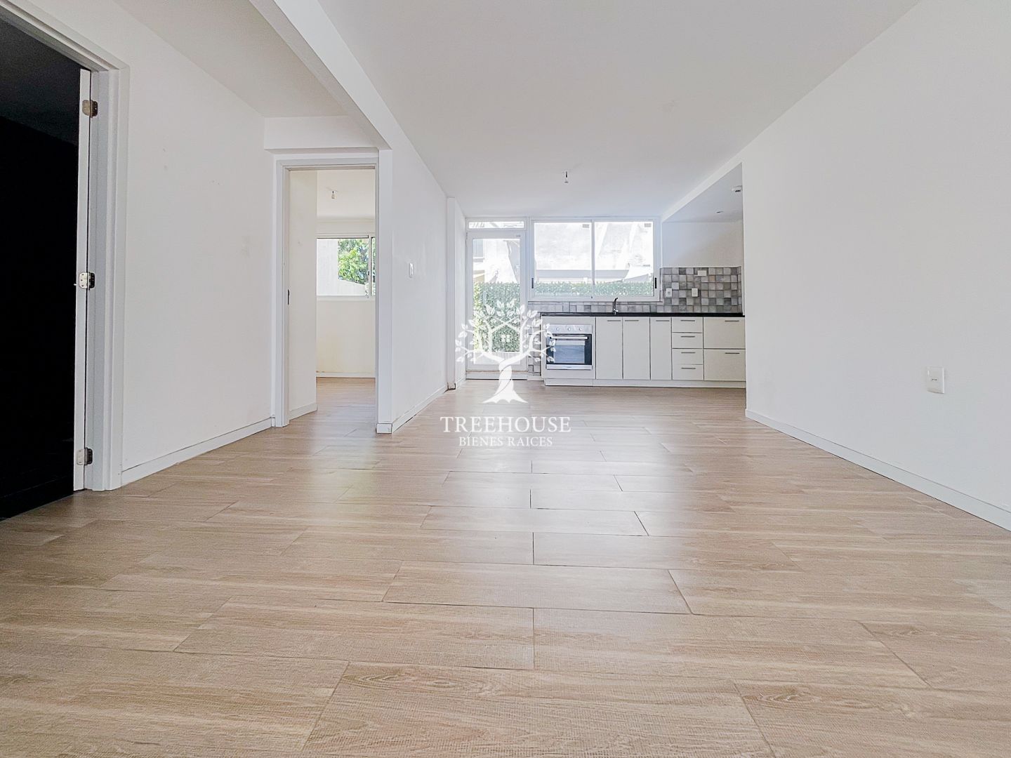Venta apartamento 2 dormitorios con renta en Tres Cruces