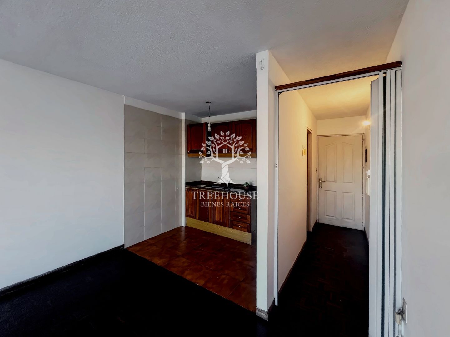 Alquiler Apartamento monoambiente con Patio en Pocitos · Foto 5