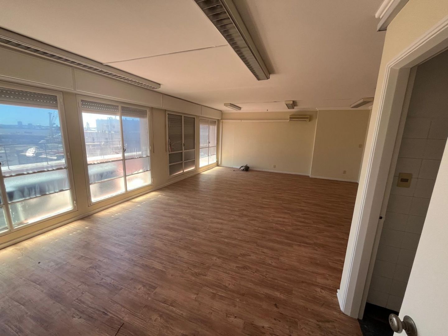 Oficina en alquiler, Ciudad Vieja · Foto 2
