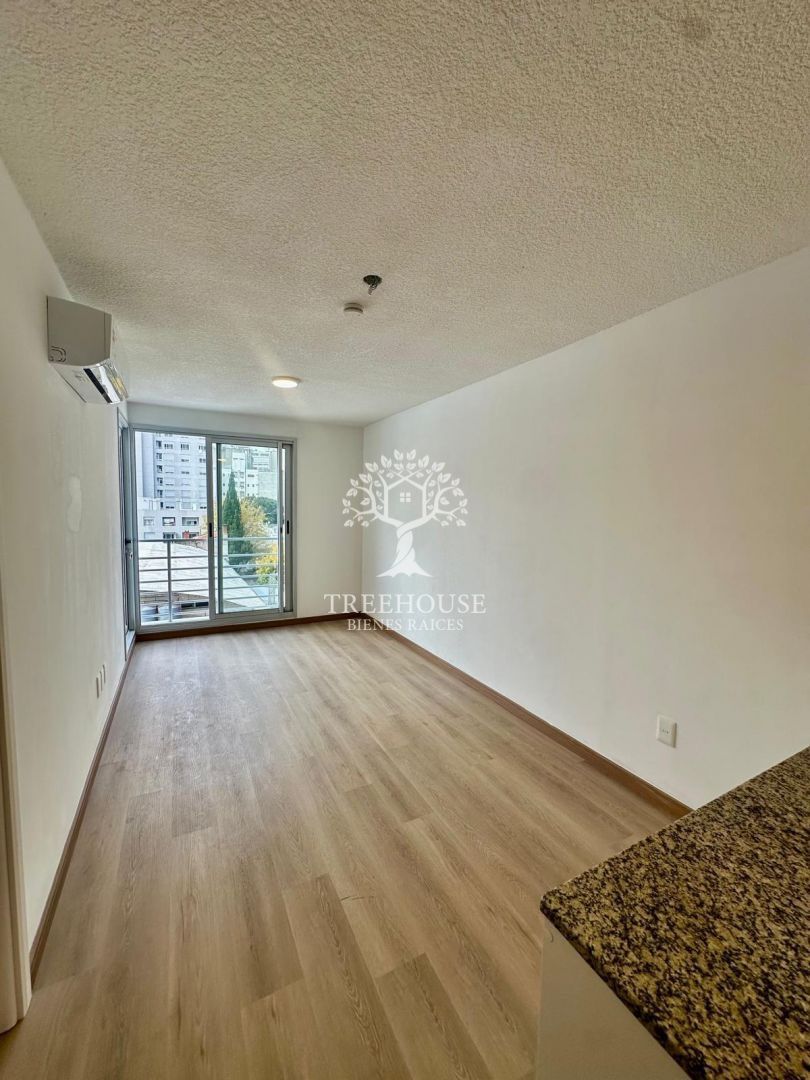 Alquiler Apartamento 1 dormitorio en Tres Cruces · Photo 2